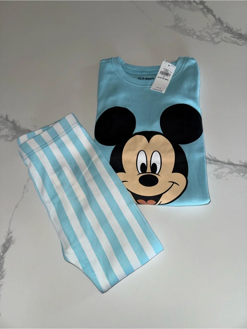 Old Navy Disney Kids’ Mickey Mouse Pajama Set 2T